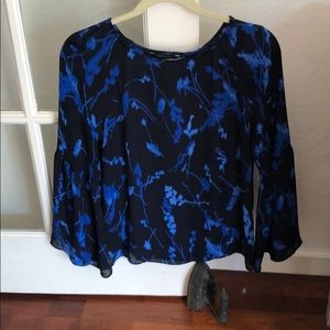 4/$20 Banana Republic blouse XS
